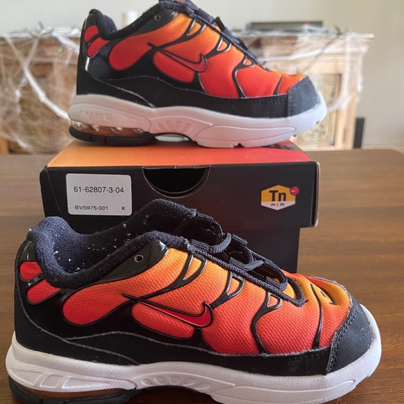 Nike air max plus - Picture 2 of 2